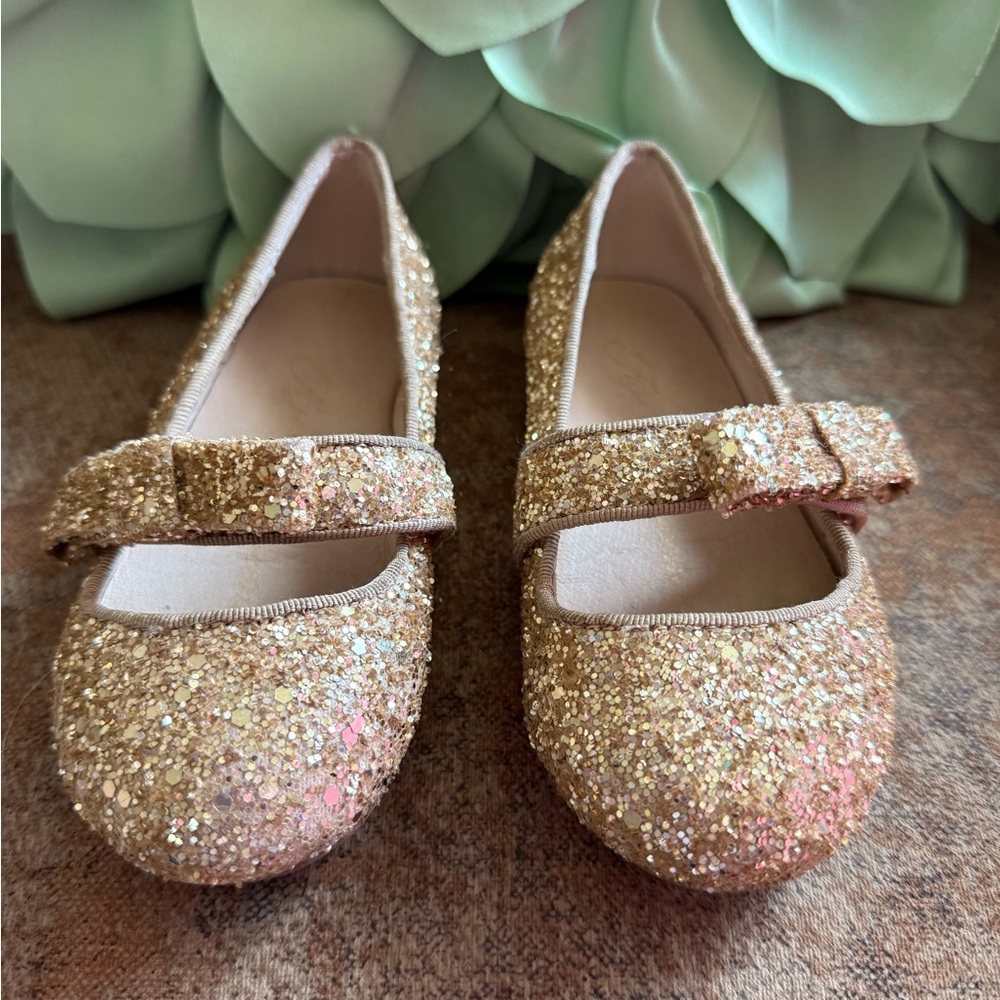Age of Innocence MIA Sparkly Gold Toddler Girls Shoes EU 24/US 8